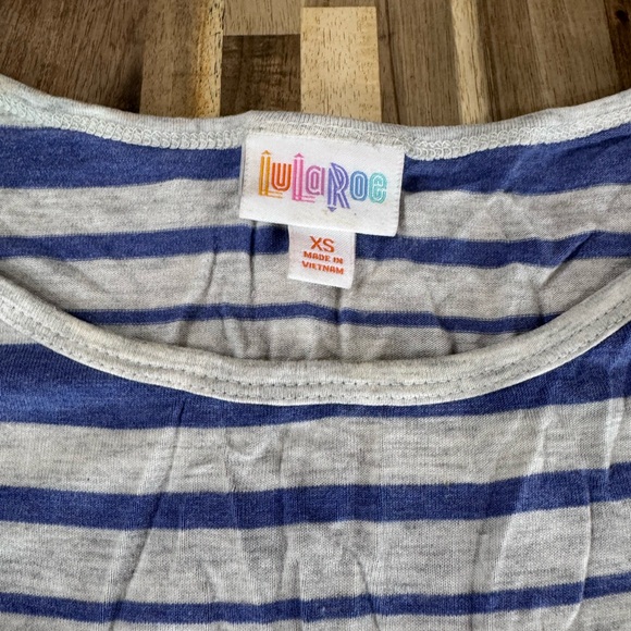 LuLaRoe Blue and White Striped Short Sleeve Tee Oversized - Picture 3 of 4